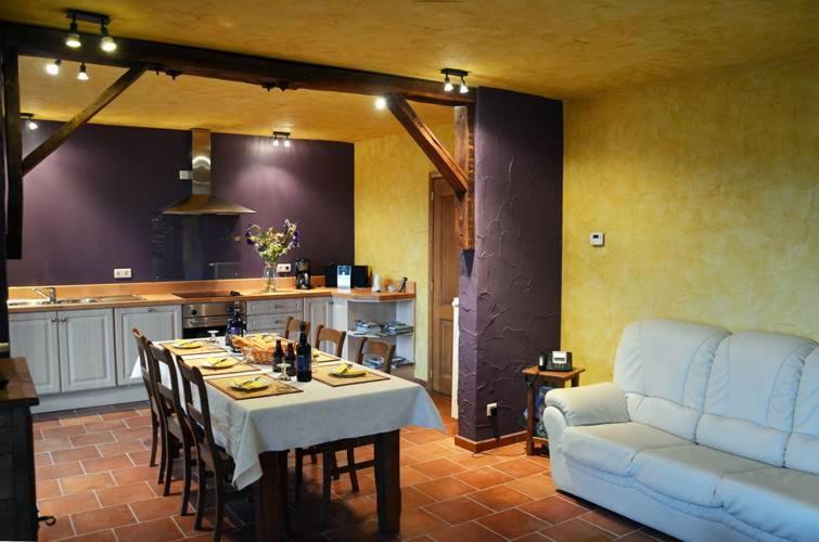 Gites Ferme De La Barriere Chimay Exterior foto