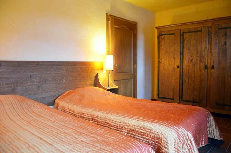 Gites Ferme De La Barriere Chimay Exterior foto